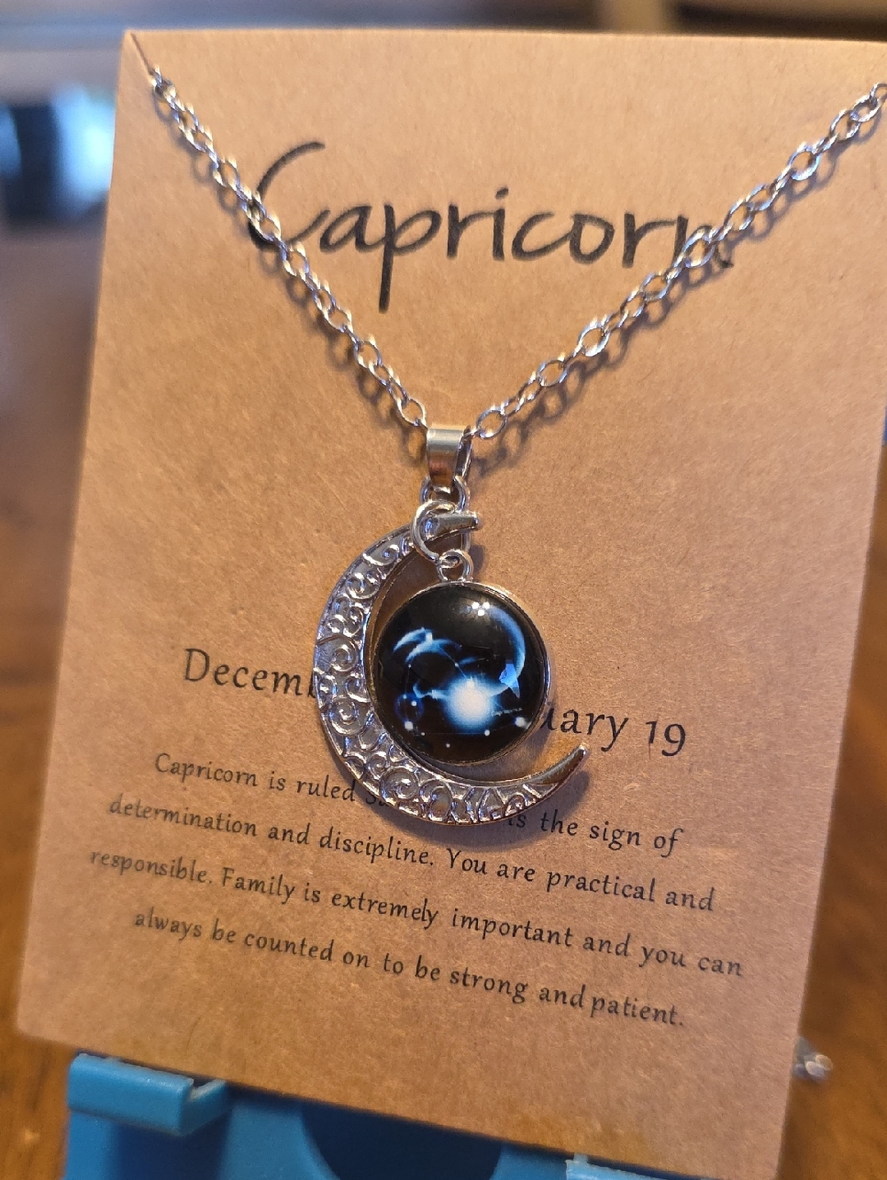 Capricorn Crescent Moon Necklace with Black Zodiac Cabochon - Picture 11 of 11